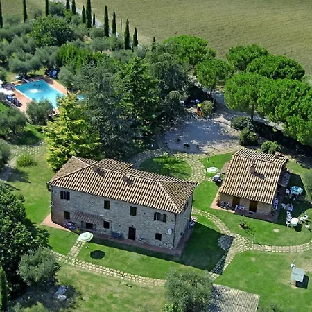 Mustard Apt. With Shared Pool Sanfatucchio